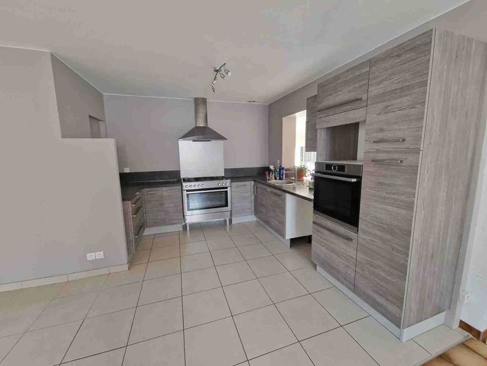 Image No.14-4 Bed House for sale