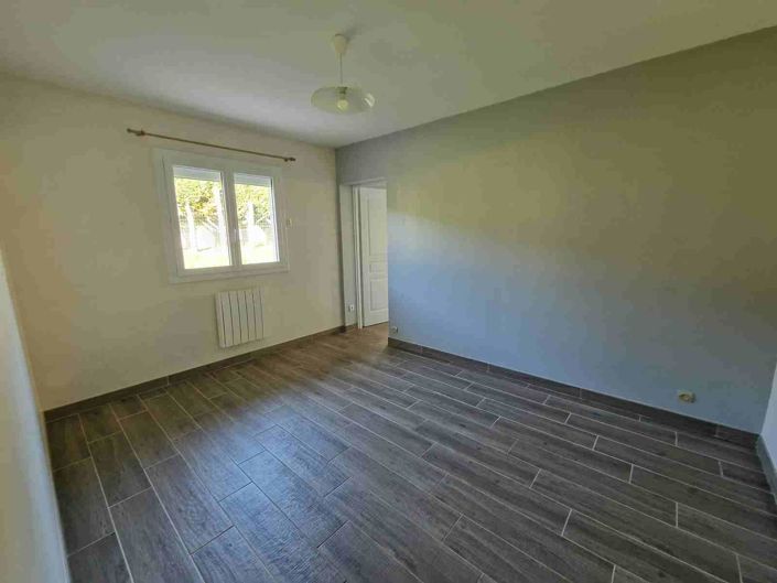 Image No.21-4 Bed House for sale