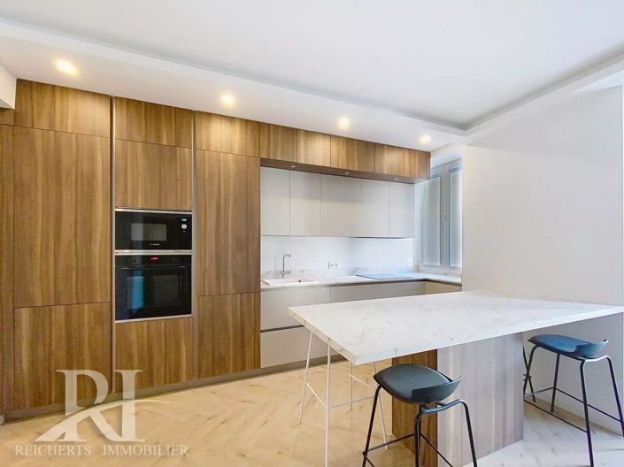 Image No.2-Appartement de 1 chambre à vendre à Cannes