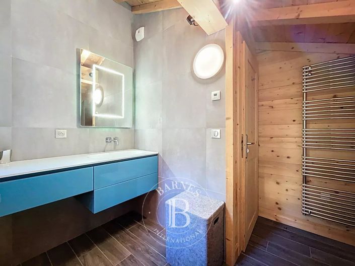 Image No.22-4 Bed House for sale