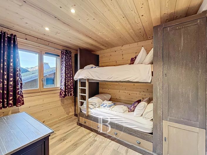 Image No.26-4 Bed House for sale