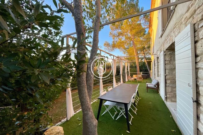 Image No.1-3 Bed House for sale