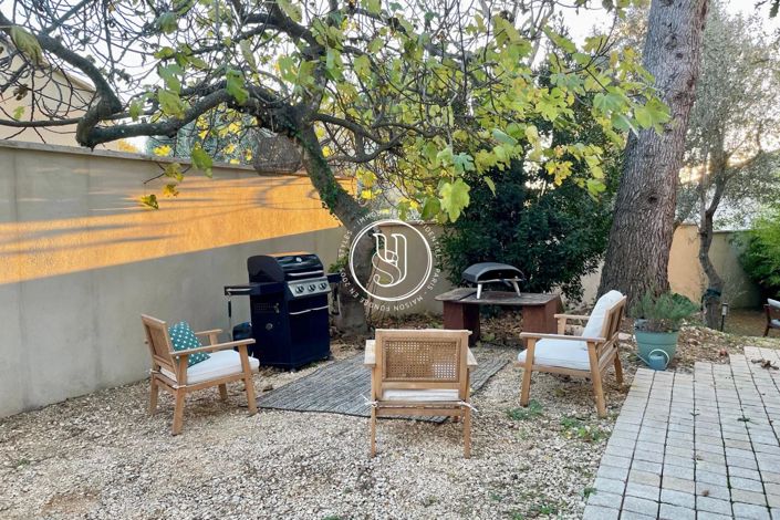 Image No.19-3 Bed House for sale