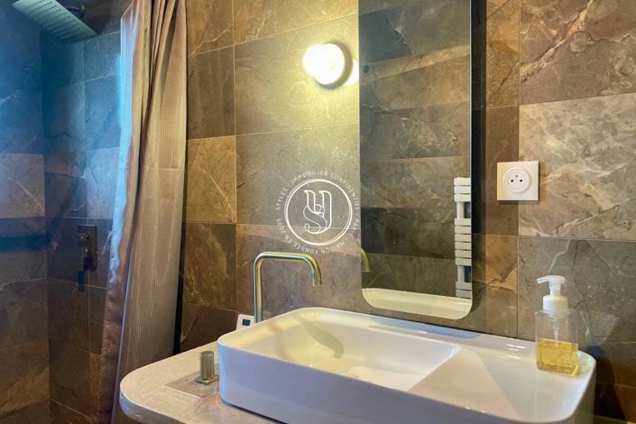 Image No.20-3 Bed House for sale