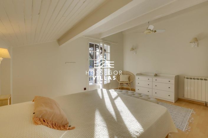 Image No.13-6 Bed House for sale