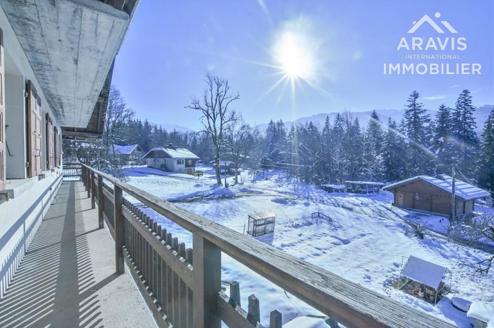 Image No.1-9 Bed House for sale