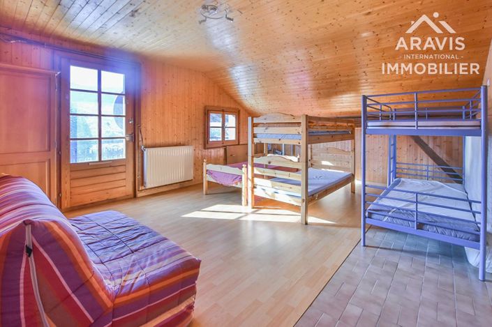 Image No.14-9 Bed House for sale