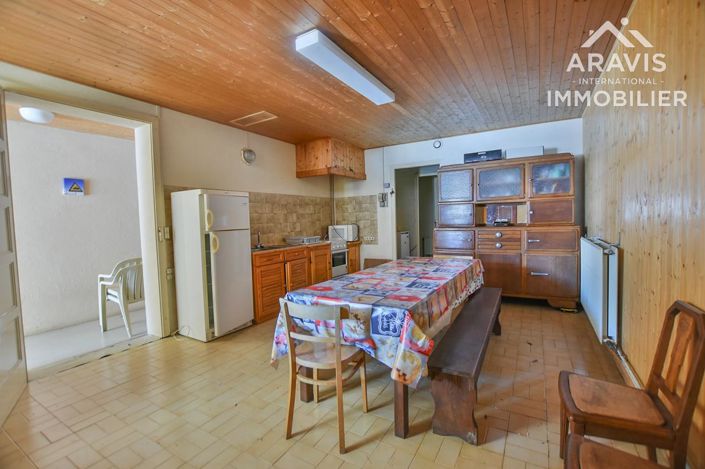 Image No.9-9 Bed House for sale