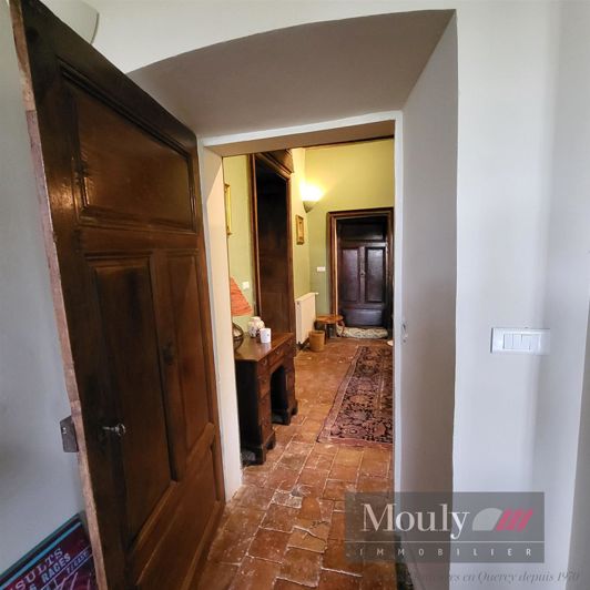 Image No.17-5 Bed House for sale