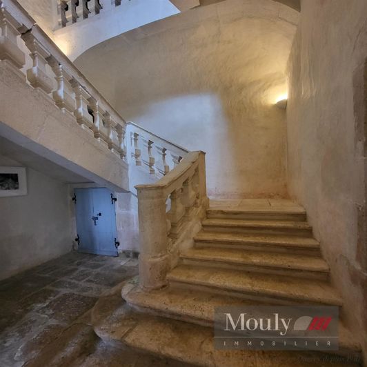 Image No.7-5 Bed House for sale