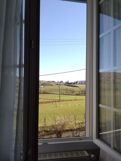 Image No.11-6 Bed House for sale