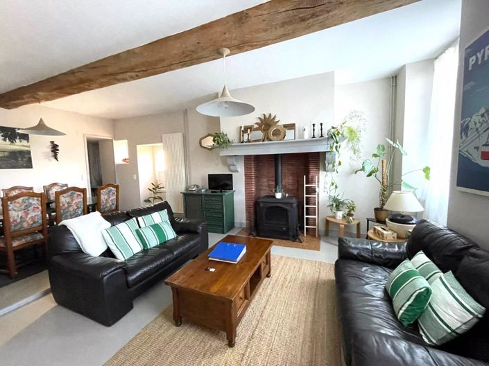 Image No.12-6 Bed House for sale