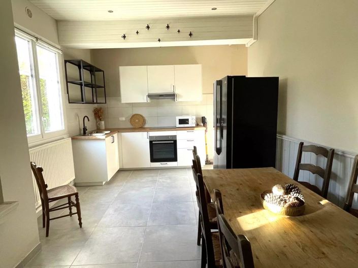 Image No.5-6 Bed House for sale