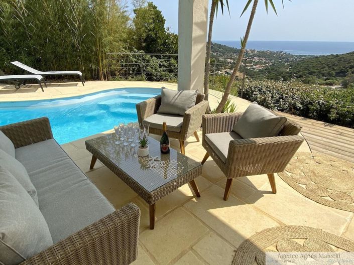 Image No.7-4 Bed House for sale