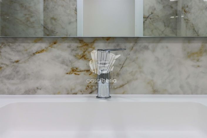 Image No.33-2 Bed Apartment for sale