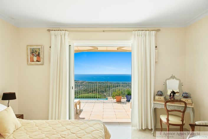 Image No.13-4 Bed House for sale