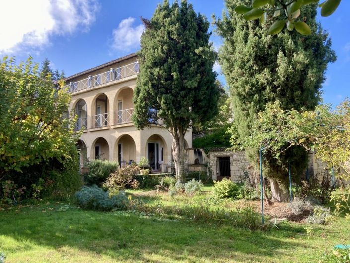 Image No.1-4 Bed House for sale