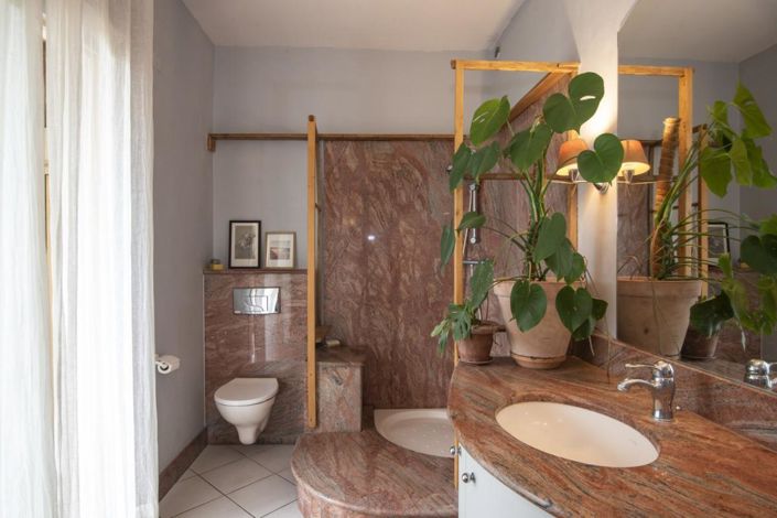 Image No.16-4 Bed House for sale