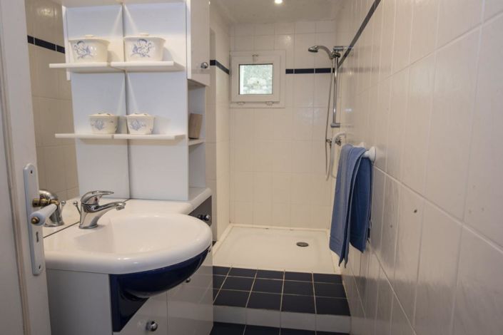 Image No.18-4 Bed House for sale