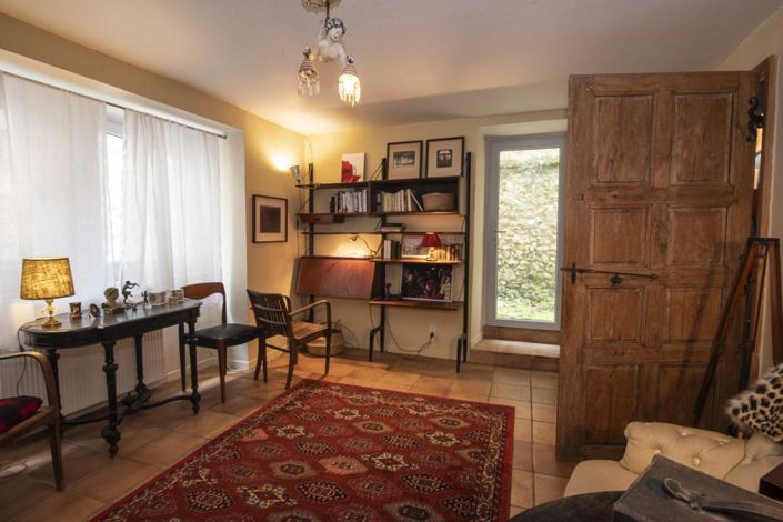 Image No.7-4 Bed House for sale