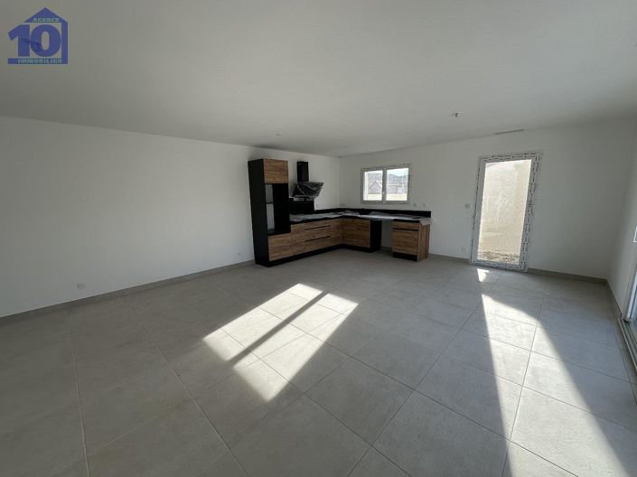 Image No.2-3 Bed House for sale