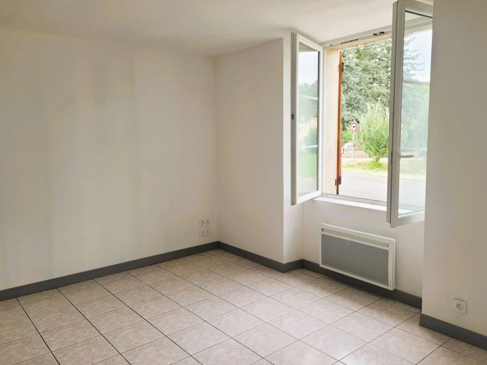 Image No.15-4 Bed House for sale