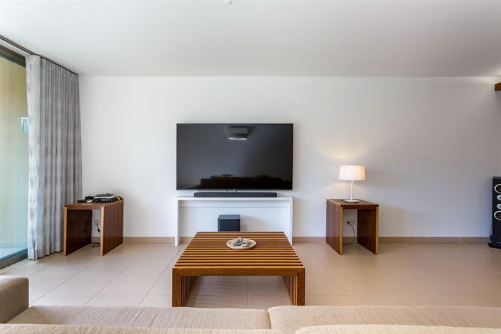 Image No.10-3 Bed Apartment for sale