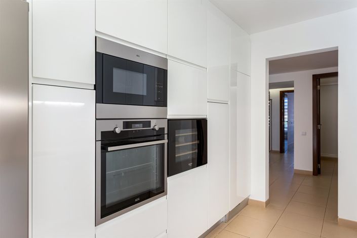 Image No.16-3 Bed Apartment for sale