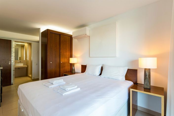 Image No.26-3 Bed Apartment for sale