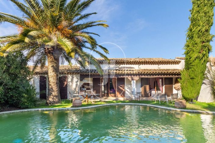 Image No.2-5 Bed House for sale