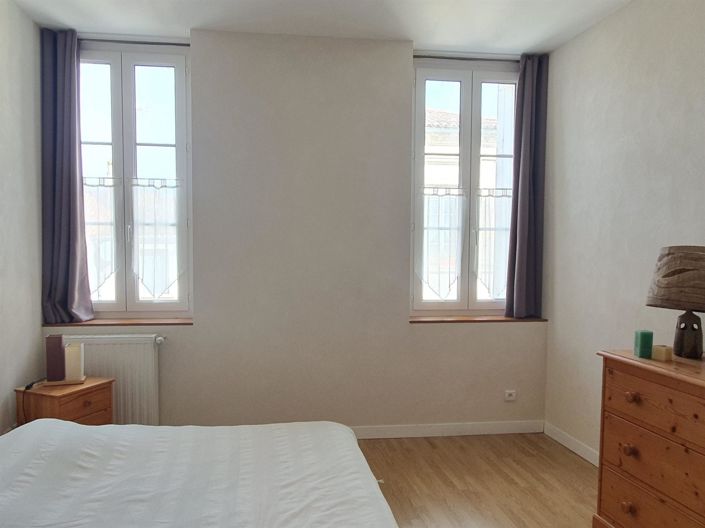 Image No.17-5 Bed House for sale