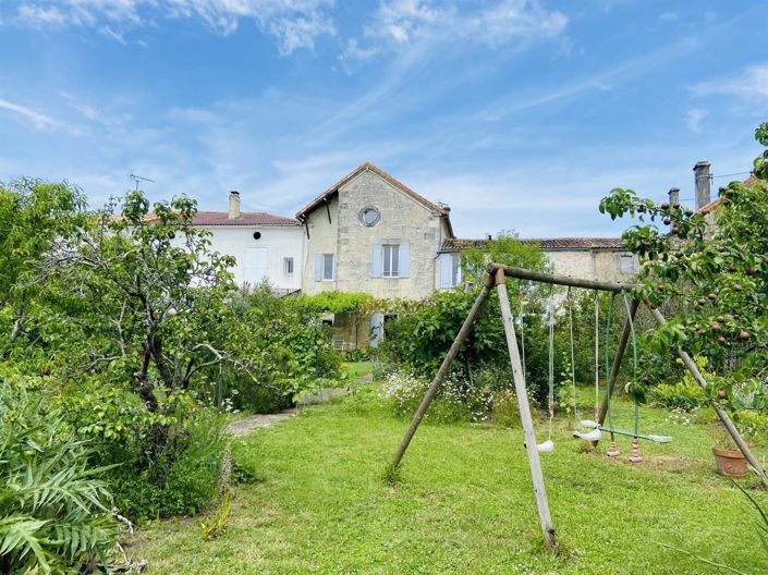 Image No.19-5 Bed House for sale