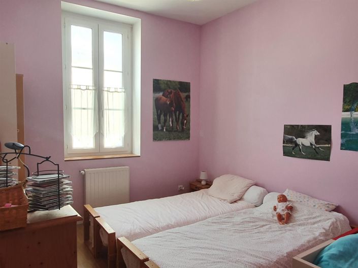 Image No.22-5 Bed House for sale