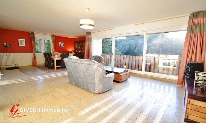 Image No.3-5 Bed House for sale