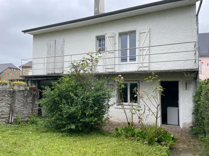 Image No.11-3 Bed House for sale