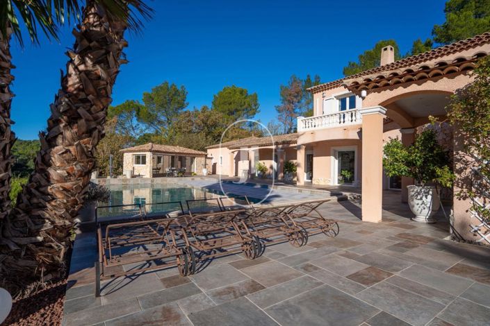 Image No.15-6 Bed House for sale