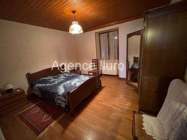 Image No.6-3 Bed House for sale