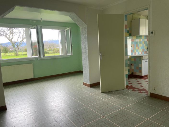 Image No.6-3 Bed House for sale