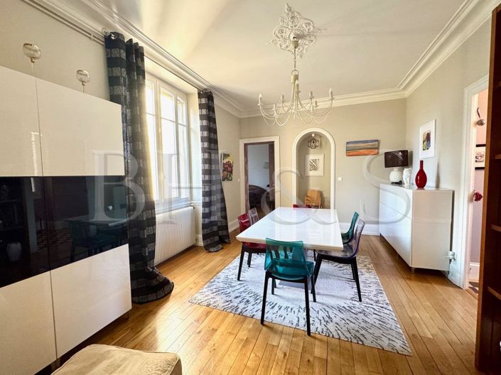 Image No.3-3 Bed Apartment for sale