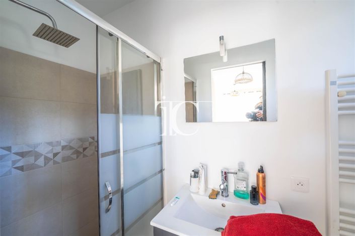 Image No.16-3 Bed House for sale