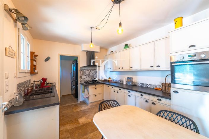 Image No.9-3 Bed House for sale