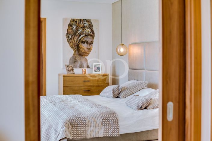 Image No.31-4 Bed House for sale