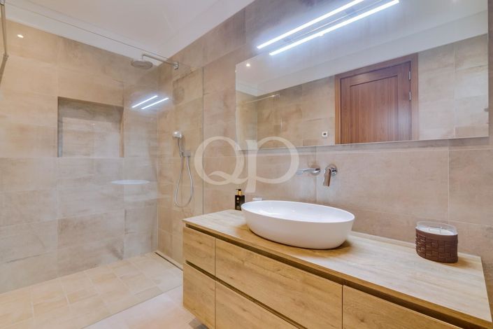 Image No.37-4 Bed House for sale