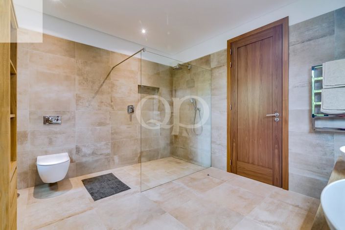 Image No.39-4 Bed House for sale