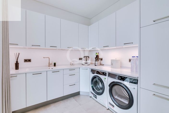 Image No.40-4 Bed House for sale