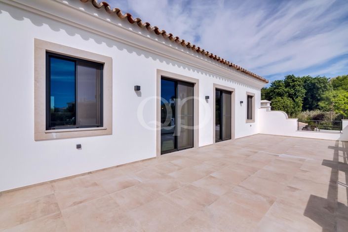 Image No.47-4 Bed House for sale