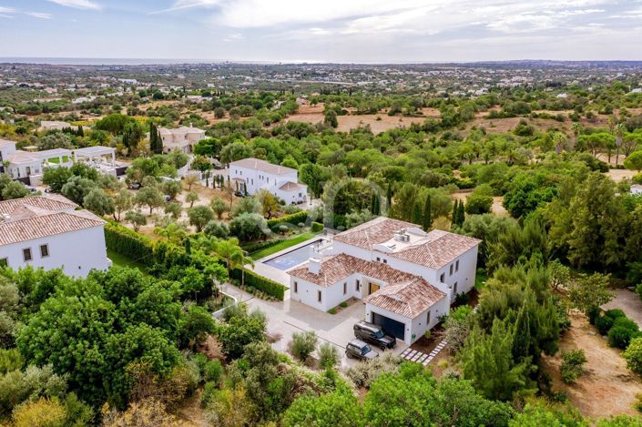 Image No.54-4 Bed House for sale