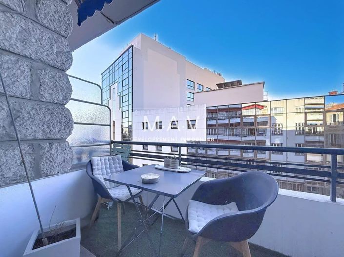 Image No.2-Appartement de 3 chambres à vendre à Nice