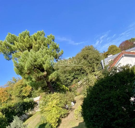 Image No.21-4 Bed House for sale