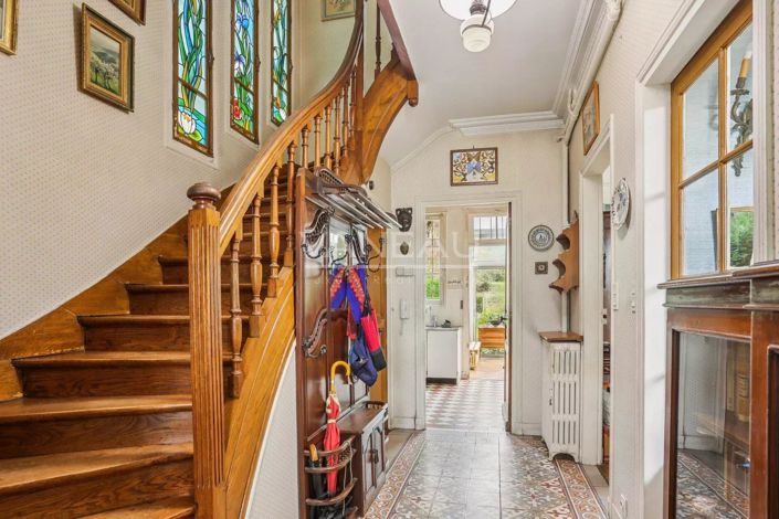 Image No.5-4 Bed House for sale